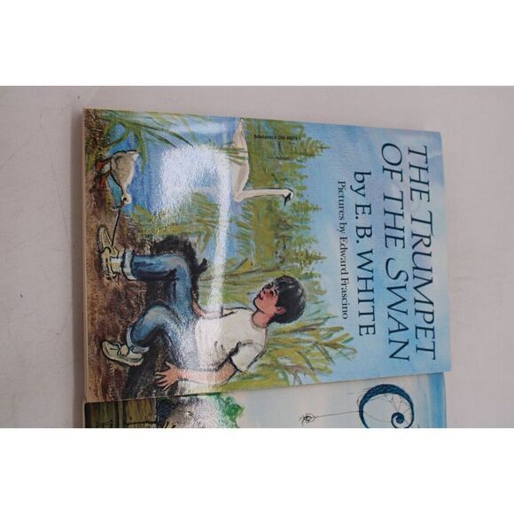 Just Grace & E. B. White Treasures Boxed Sets Euc - Picture 6 of 11